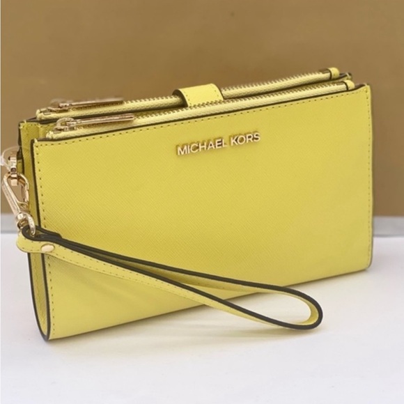 Michael Kors DoubleZip Wallet Wristlet Phone Case Sunshine - Picture 11 of 11